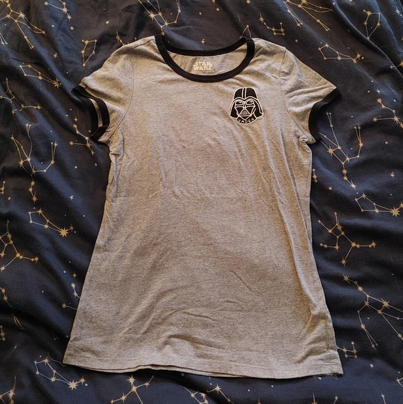 Disney Tops - Disney Star Wars Darth Vader Top M EUC